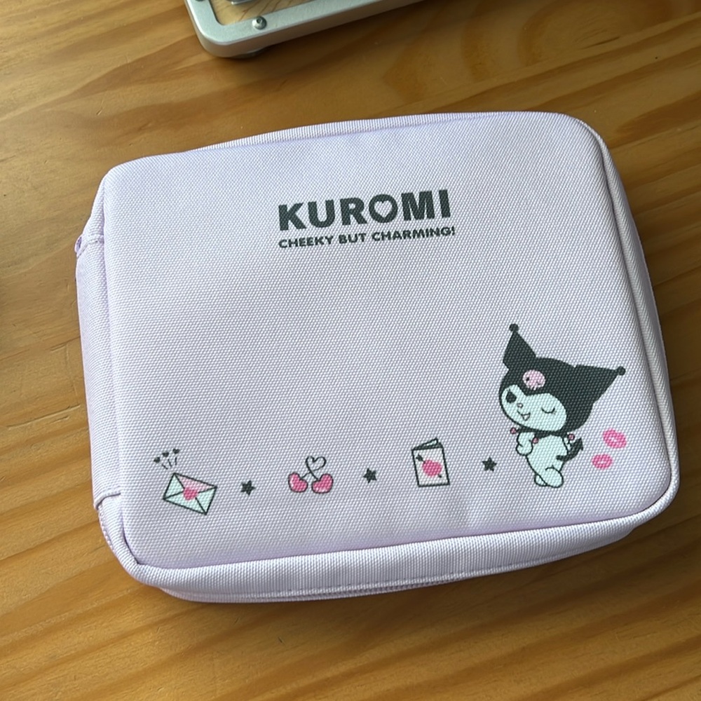 NWOT Sanrio Kuromi Organizer Zipper Pouch